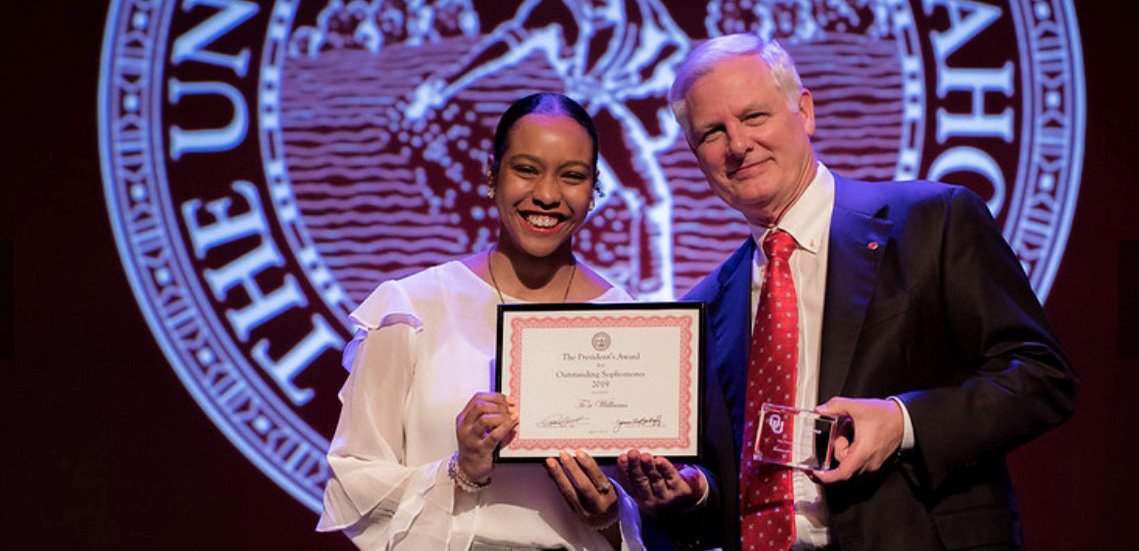OUHumanRelation's tweet image. Our own Te’a Williams has won the President’s Award for Outstanding Sophomores.  It is the highest honor bestowed to 12 sophomores by the University community.