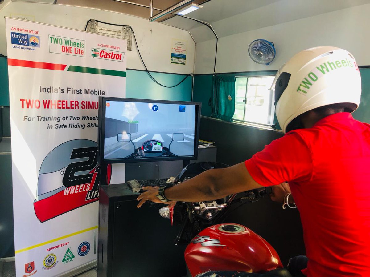 UWMumbai's tweet photo. As we look forward to the #globalroadsafetyweek starting next week onwards, a training was conducted for 58 students of #NavjeevanLokvikasSanstha, Kalyan under our project -#TwoWheelsOneLife @Castrol_India @mtptraffic @UNRSC #Liveunited https://t.co/O6Xgv6QbHq