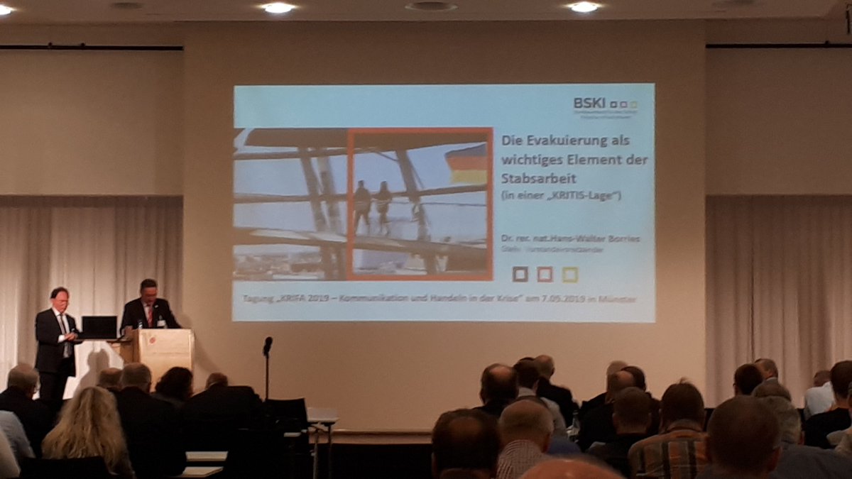 Letzter Vortrag der heutigen #krifa - "Evakuierungsplanung als wichtiges Element der Stabsarbeit"