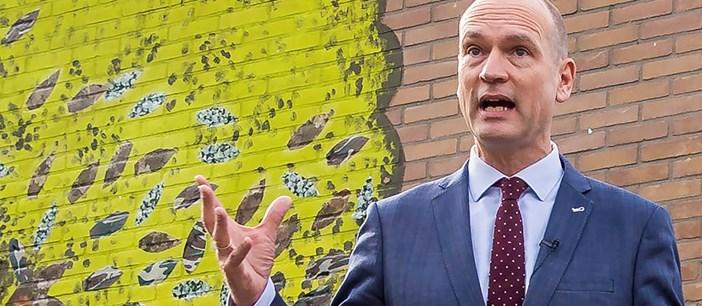 Titus Brandsma Instituut (@tb_instituut) on Twitter photo Gert-Jan Segers biedt eerste vergezicht nieuw #verkiezingsprogramma tijdens Titus #Brandsma lezing in de Stevenskerk te #nijmegen
<a href="/tb_instituut/">Titus Brandsma Instituut</a>
<a href="/Stevenskerk/">Stevenskerk Nijmegen</a>
<a href="/gertjansegers/">Gert-Jan Segers</a>
<a href="/christenunie/">ChristenUnie</a>
<a href="/CU_EersteKamer/">ChristenUnie Eerste Kamer</a>
<a href="/PolitiekeTweet/">PolitiekeTweet</a>
wp.titusbrandsmainstituut.nl/nl/gert-jan-se… Gert-Jan Segers biedt eerste vergezicht nieuw #verkiezingsprogramma tijdens Titus #Brandsma lezing in de Stevenskerk te #nijmegen
<a href="/tb_instituut/">Titus Brandsma Instituut</a>
<a href="/Stevenskerk/">Stevenskerk Nijmegen</a>
<a href="/gertjansegers/">Gert-Jan Segers</a>
<a href="/christenunie/">ChristenUnie</a>
<a href="/CU_EersteKamer/">ChristenUnie Eerste Kamer</a>
<a href="/PolitiekeTweet/">PolitiekeTweet</a>
wp.titusbrandsmainstituut.nl/nl/gert-jan-se…