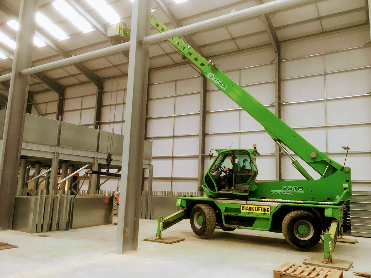ClarkLifting's tweet photo. One of our @UkMerlo 60.24 #Roto #Telehandlers rigged up inside a new leisure centre! For hire 07990041883/01403864864 https://t.co/IhmRUaTc0X #cranehire #building #construction #planthire #workingonsite #sussex https://t.co/HKyShcbmdZ