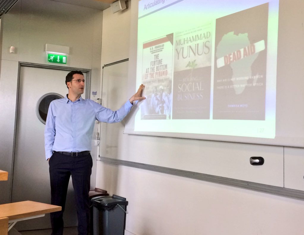 .<a href="/davidmenasce/">David Menasce</a> <a href="/Archipel_Co/">Archipel&Co.</a> presents 3 perspectives of market-based solutions to fight #poverty : 
1️⃣ C.K Prahalad  "Adam Smith applied to slums"
2️⃣ <a href="/Yunus_Centre/">Muhammad Yunus</a> "no loss, no dividend" 
3️⃣ <a href="/dambisamoyo/">Dambisa Moyo</a> "Public aid is inefficient" 
#socialimpact #HECsocbizCertificate
