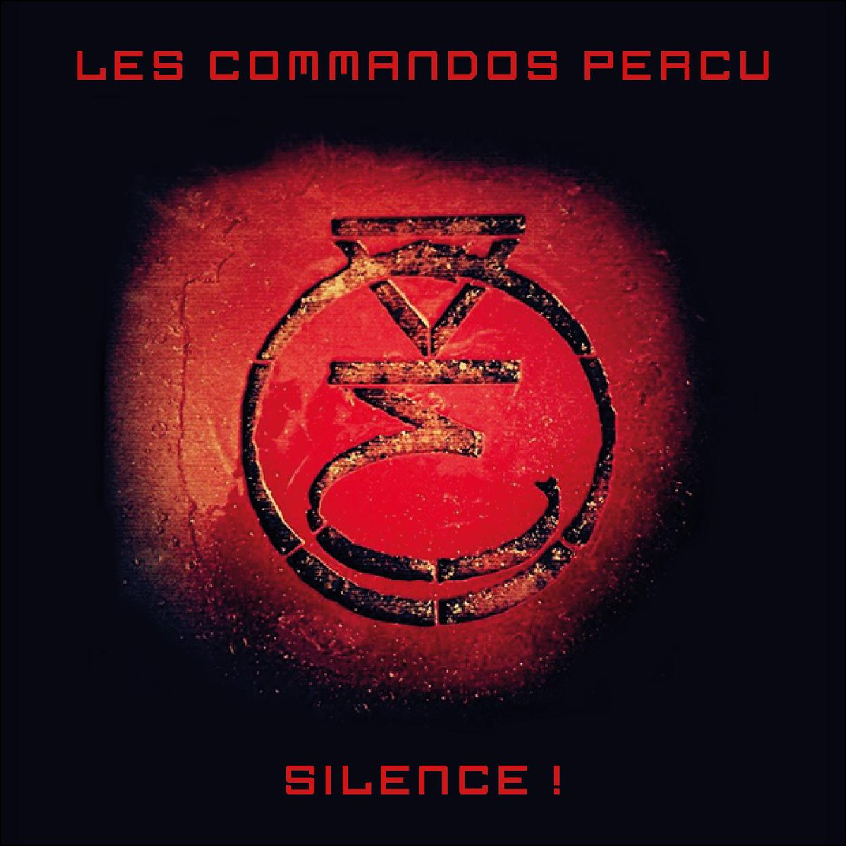 CommandosPercu's tweet photo. Dans les starting-blocks ! RDV le 28 mai pour la sortie de notre nouvel EP "Silence!"  #silence! #proorca #codedrumshead
Teaser en ligne : https://t.co/98fRxquonM https://t.co/QSbNhGTJn6