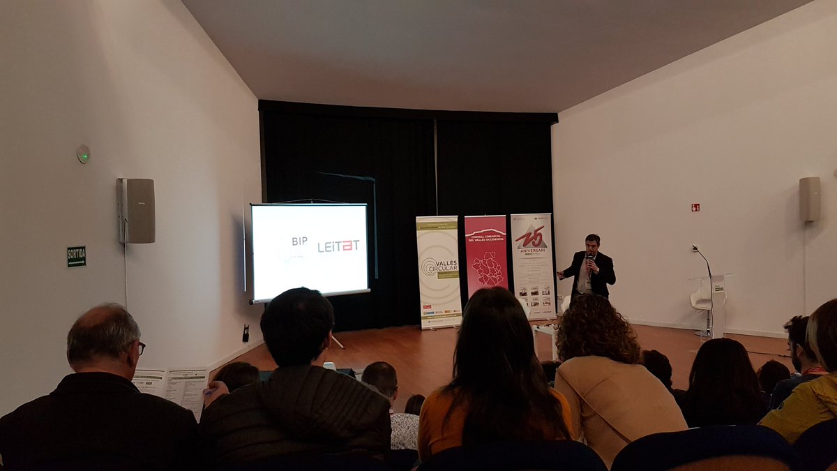 NUMIAFundacion's tweet photo. en 1900 el #packagingdesign por producto era de 1:1 actualmente es de 1:0,01 #leitat #vallescircular pero hoy lo envasamos todo y en 1900 no era así #cotet #gencat https://t.co/mmsS0r2t4Z https://t.co/d6F2ovZFe9