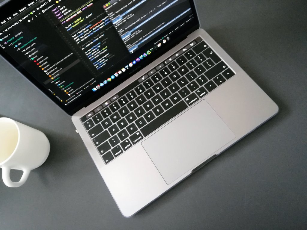 SyncDrone's tweet image. #codingchaos 💻🔌
#drone #students #augsburg #work #project #mediaproject #interactivemedia #hochschule #uni #studentlife #programming #objectbox #codingfun #girlswhocode #codepower