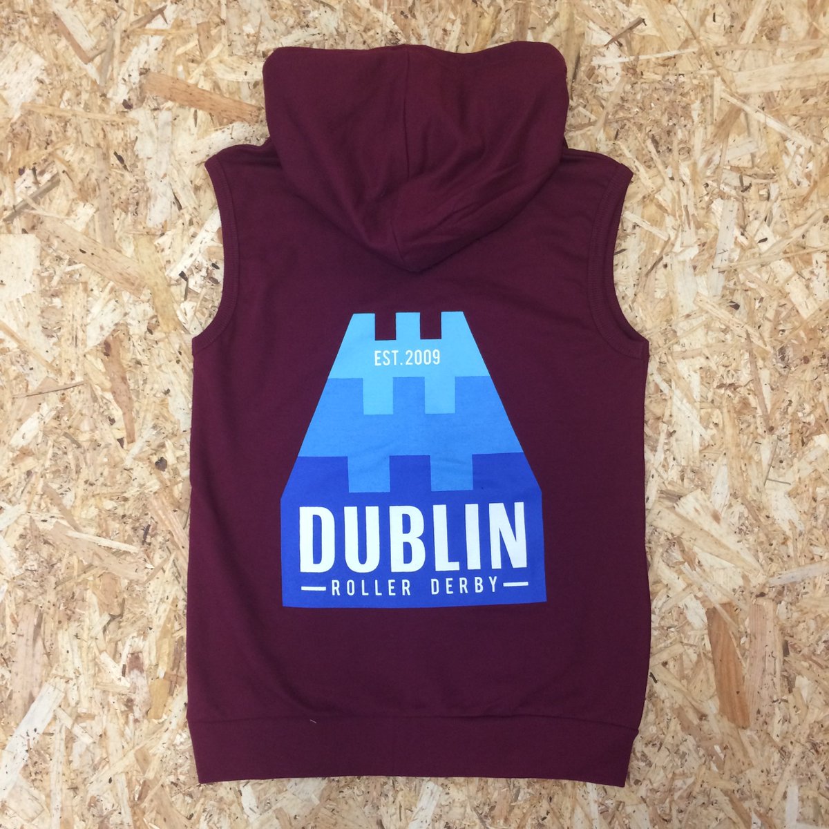 RollerDerbyCity's tweet photo. How awesome are Dublin Roller Derby's team hoodies! Wanna get your team looking this profesh too? Get in touch for our brill bulk deals across our huuuge range of hoods and jackets 😊#dublinrollerderby #dublin #team #hoodies #rollerderby https://t.co/LdyGiJ5Ujg