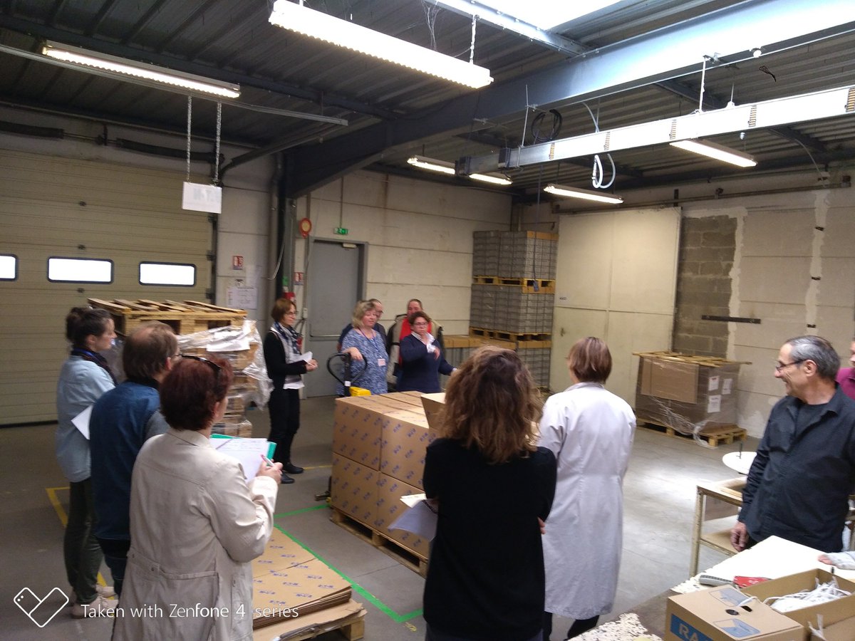 DavidBrnrd's tweet photo. Visite des ateliers du Phenix à #Contres @Aihdac pour les membres du club travailleurs handicapés 🔝
A la 🗝️: projection⬆️, mobilisation⬆️ , stage, contrat‼️ A #Romorantin, on développe nos partenariats pour toujours en faire ➕ pour ceux qui en ont le ➕ besoin @poleemploi_RCVL https://t.co/XvOxAKN41G