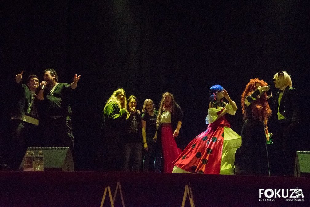 anim_gs's tweet photo. CastleMania2019 With my Friends ! 🤩🎤
#animation #Scenes #convention https://t.co/ML78FQdvxh