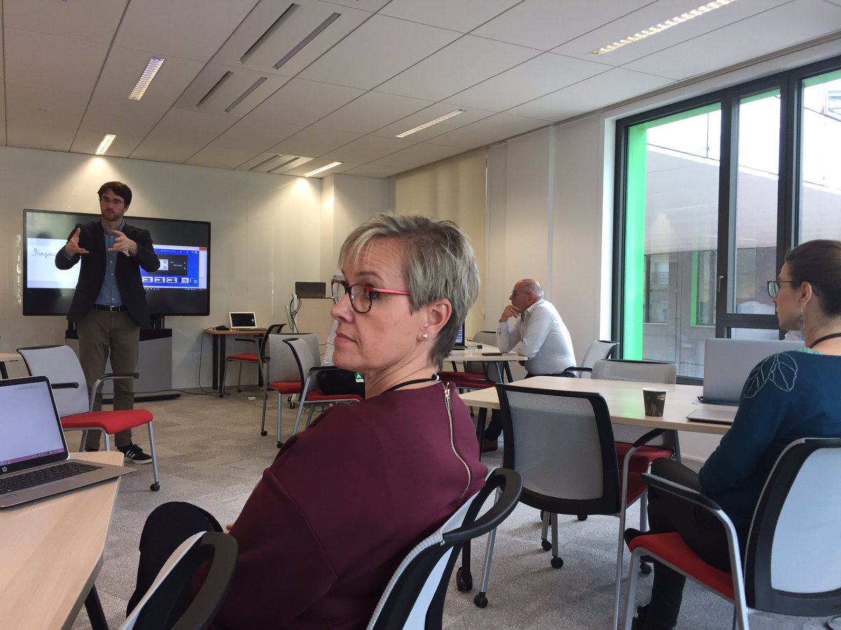 jumary95's tweet photo. On découvre le fonctionnement collaboratif du Learning Lab ! #FormationAction @IFCAM #CampusExp https://t.co/m2mAzefURy