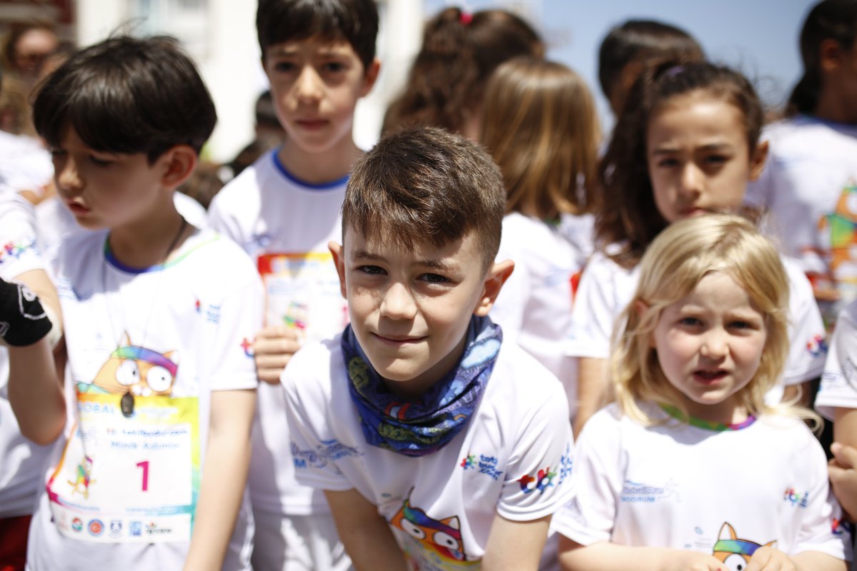 globalrunbodrum's tweet photo. Minikler, adımlarını Global Run Bodrum'da attı. 🌞 #GlobalRunBodrum2019 https://t.co/HhmGXWJScS
