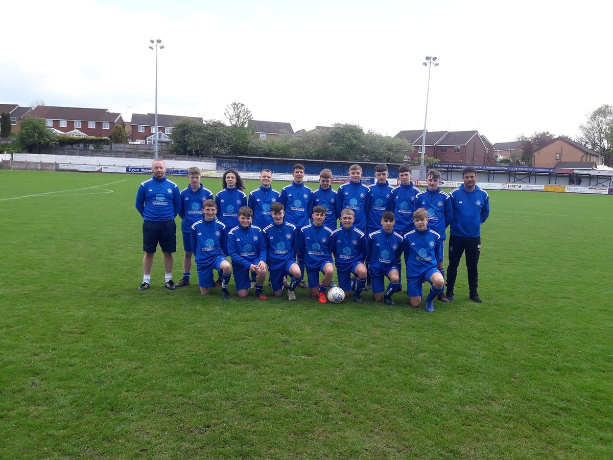 Clitheroe wolves under 15, league Champions and now cup winnners. What a team!!

Sponsors Hardy Access Services

#Clitheroe #football