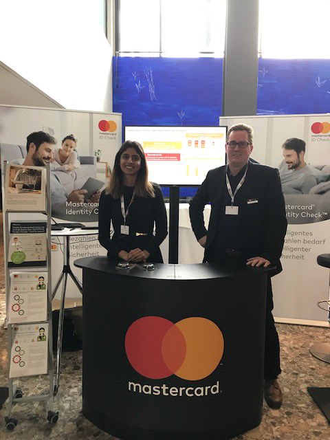 MastercardDE's tweet photo. Noch Fragen zu #PSD2 #SCA #BehavioralEconomics #AI #NuData? Wir sind mit unseren #Mastercard Experten beim #EHIKarte19 in #Bonn vor Ort u freuen uns auf Euren Besuch - Standnr 1️⃣ #MastercardInnovates #EHI19 https://t.co/aFxl74NxuX