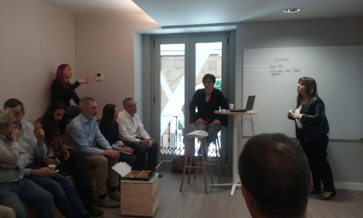 Gracias a nuestros clientes y usuarios tenemos propuestas de evolución y mejora del Portal de atención a usuarios👨‍💻👩‍💻 del <a href="/GobAragon/">Gobierno de Aragón</a> que pronto estará en marcha #UX. 
Muchas gracias a #IbercajaXplora por cedernos sus instalaciones del #EspacioXplora #somosAST