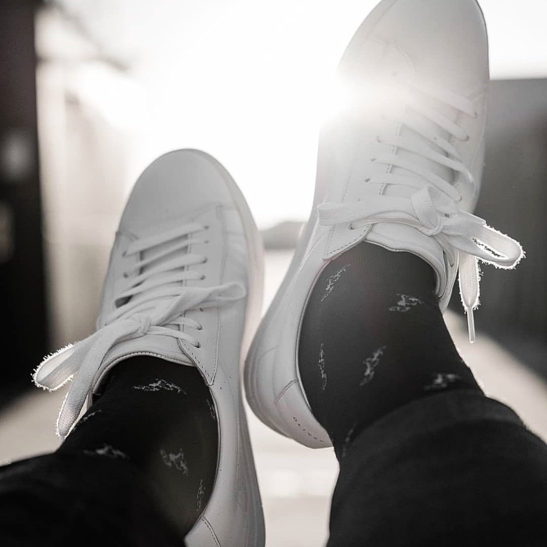 _dapperofficial's tweet photo. Loyal companions for my feet, these socks have definitely become my best friend
.
.
.
.
.
#mensstyleblog #menswearfashion #mensoutfits #mensessentials #monchrome #classystreetwear
#urbanphotographer #mydailystreet #thedappercollection #sockgame https://t.co/qkm5OR7rAy