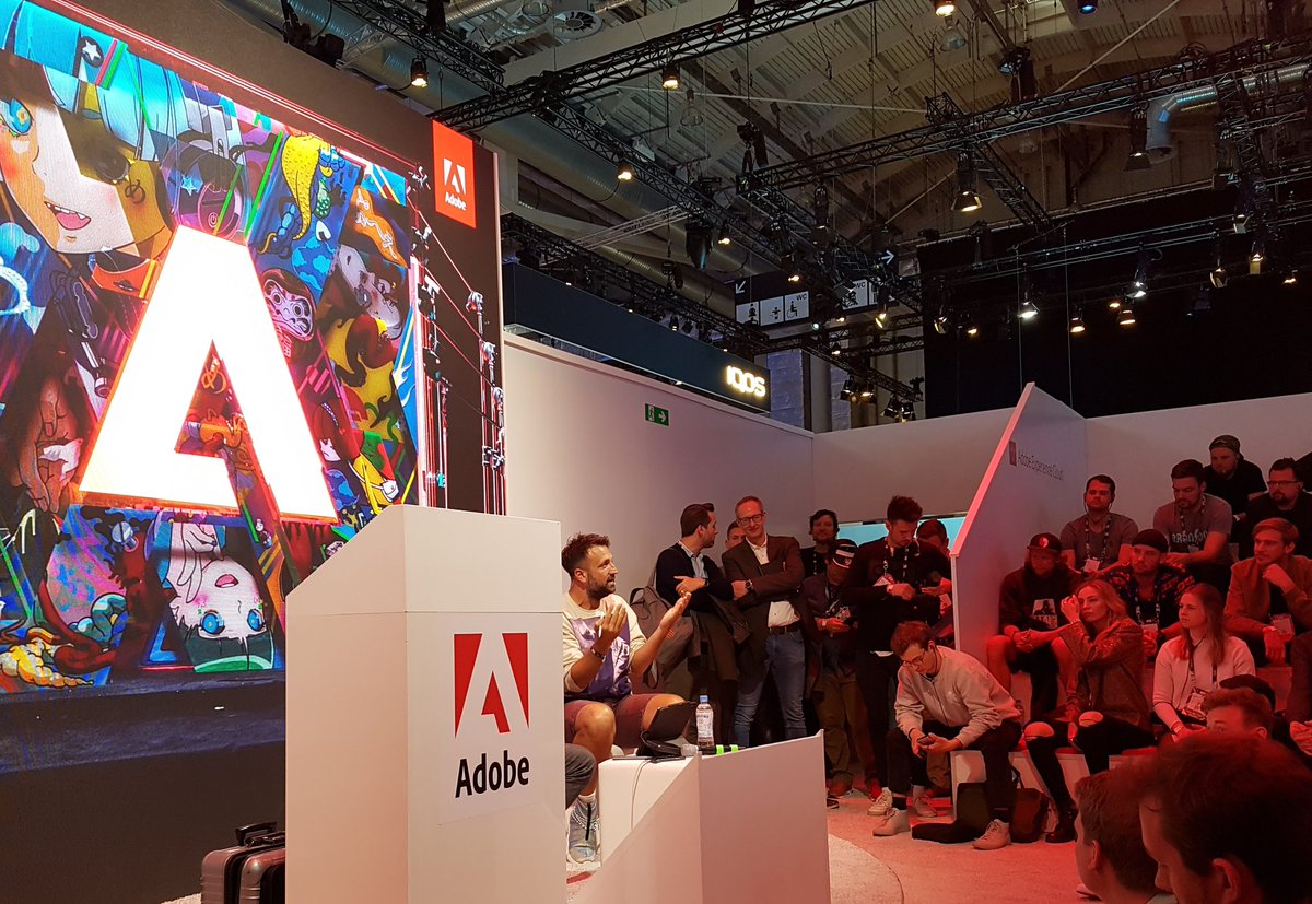 "Ich mache das Beste aus dem Allerschlechtesten." @paulribke rät zu weniger visueller Perfektion &amp; mehr persönlichem Inhalt in Echtzeit. #OMR19 Adobe Track / Halle B5