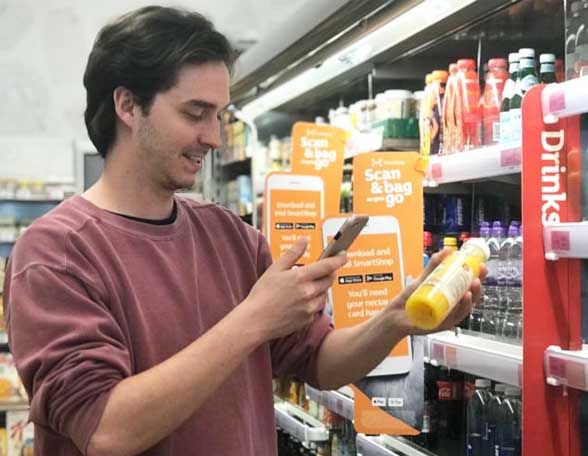 thyngs's tweet photo. #Sainsburyβs has launched the UKβs first till-free grocery store allowing shoppers to pay via their #smartphone. Read more: https://t.co/5FABmbr4pj No more queuing for a till! At #Thyngs, we provide the same secure #technology for products but without the need for an App. π#NFC https://t.co/JeIUxHJe2b