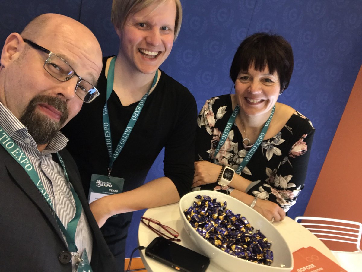 viljakaisa's tweet photo. Meillä on hauskaa  #valtioexpo &amp; @GoforeGroup https://t.co/1RLTC3gKUC