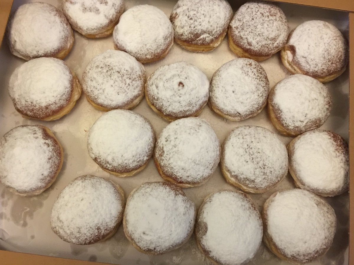 PhdSheffield's tweet photo. @owls0589 @PolishEmbassyUK @polskieserce We’re so glad you enjoyed the day! The pączki were delivered by Polish Village Bakery from Manchester. You’ll find them in the Polish shops across Sheffield. Try Pars Polski Sklep at Infirmary Road. And we hope the cat is ok, but double check her as Polishness can be contagious! https://t.co/S88ojSTO8E
