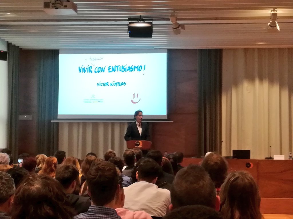 fundaciobcnfp's tweet photo. Els projectes guanyadors de la 9a edició dels #FPemprèn presenten les seves idees emprenedores a la 7a Mostra de projectes emprenedors d'@educaciocat Molta sort als finalistes🤞 @epnsdiputacio @SalvadorSegui @bernatelferrer @tuSEAT @LSBarceloneta @ESHOBescola https://t.co/Ss7OOKBqHs