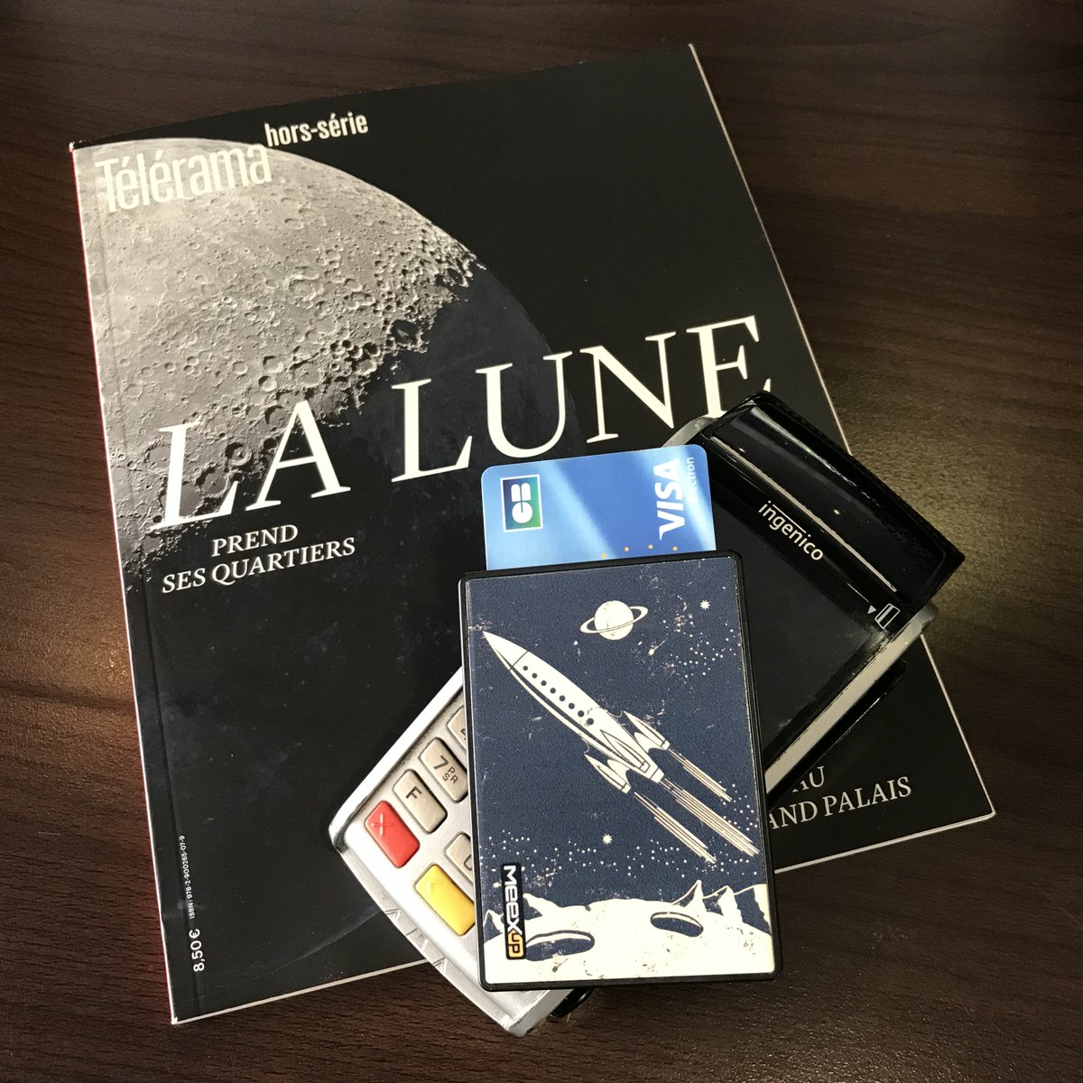 Notre porte-cartes modèle « Spaceship » prend également ses quartiers dans notre nouvelle collection 2019.

➡️ amzn.to/2IT7cxL 
👉meex-up.com 

Existe en 2, 4 ou 6 cartes.

#portecartes #cardholder #portemonnee #wallet #antipiratage  #antiRFID #madeinFrance 🇫🇷