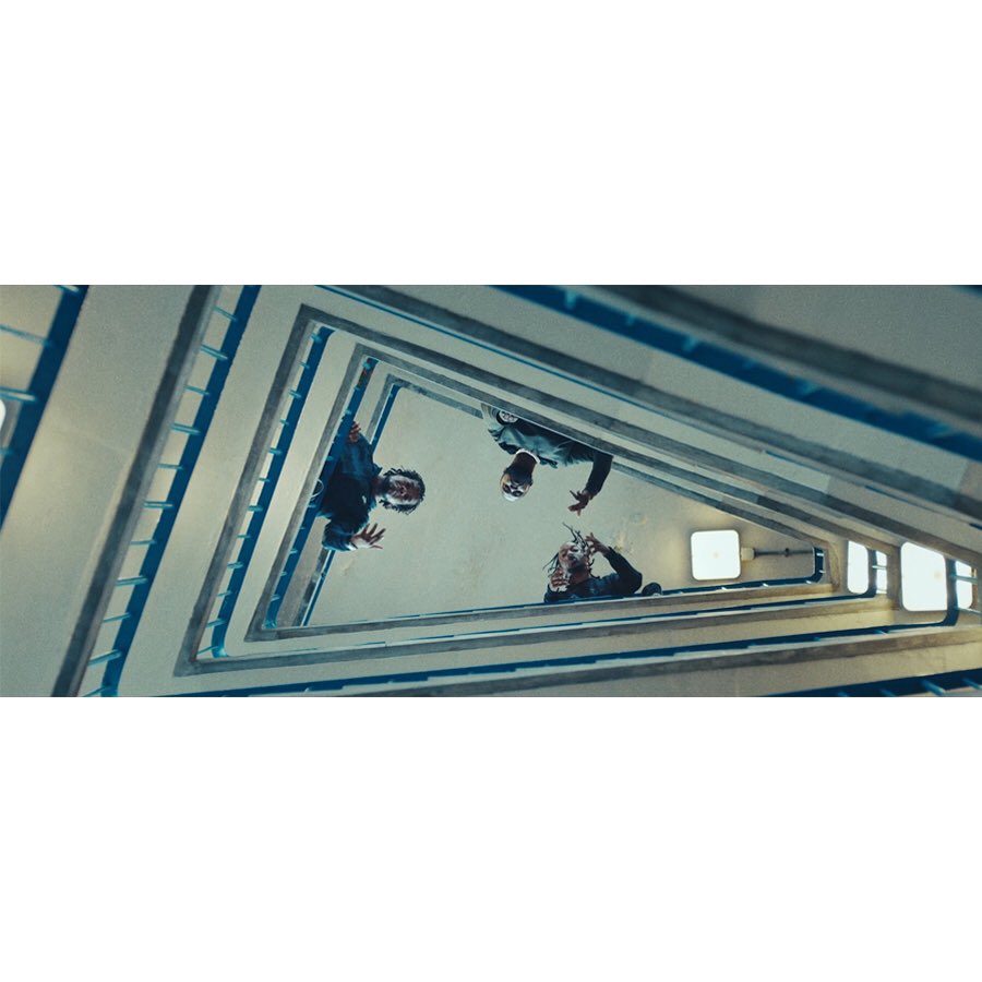 minute_shorts's tweet photo. Kicking off the our Orange Thursday line-up announcements with @abdou__cisse ‘s ‘Serious Tingz’ - a short that shines a light on pre-conceived notions of masculinity. 
We look forward to having Abdou down, grab your ticket while you can - link in bio.

#minuteapp #orangethursday https://t.co/0oflL9Zpjk