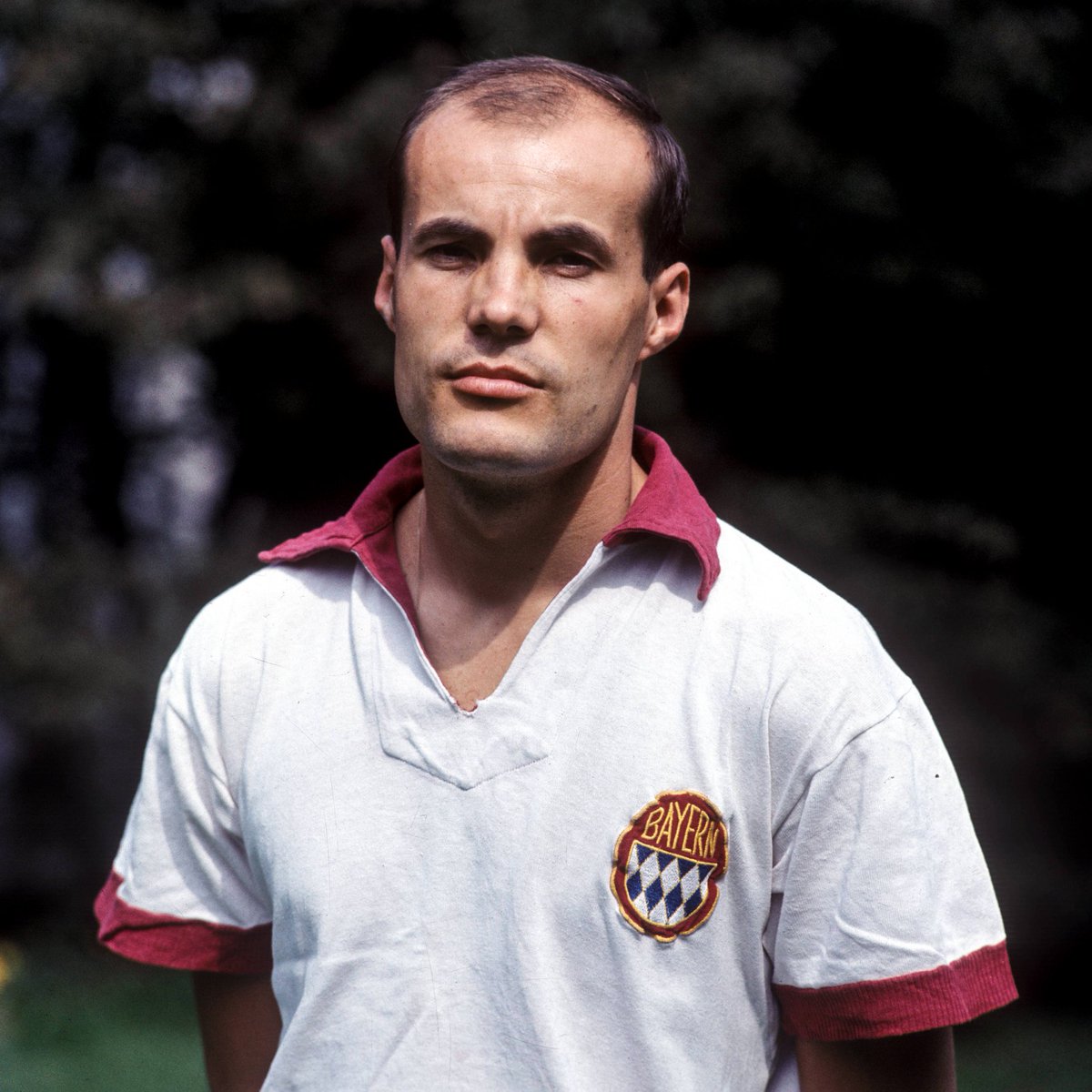 FCBayernEN's tweet image. Happy 80th Birthday to our former goalkeeper, Fritz #Kosar! 🎂🧤

#MiaSanMia