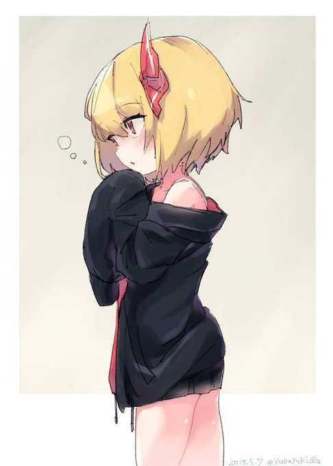 #毎月7日はルーミアの日
#毎月七日はルーミアの日 
ぶかぶかるーみあ 