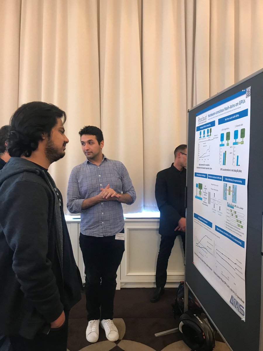dias_EPFL's tweet photo. @dias_EPFL more pictures of DIAS' presence at the Annual EcoCloud Event (2019) #EcoCloud #dias_EPFL https://t.co/mcebOLlIAW