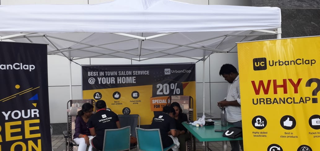 stalldesigns's tweet photo. #UrbanClap makes you feel pampered and presentable at any time anywhere. A successful activity organized by BCC for UrbanClap client.UrbanClap's campaign free salon service for employees of Olympia Tech Park.

#OlympiaTechPark #ExhibitionStallDesigns #StallDesign #ExhibitionStall https://t.co/sqtSeEtllj