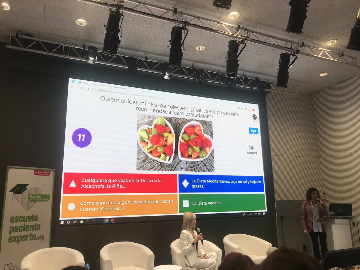 joancmarch's tweet photo. Muy buena ponencia en congreso de  de @Mimocardio @secardiologia con juegos de @R_Campuzano_R y Natalia Mateo #pacienteexperto jugando con los pacientes a seguir consejos saludables en tabaco, alimentación o ejercicio con alegato del cambio de Natalia (viajes, ejercicio, trabajo) https://t.co/KEZLKzDnju