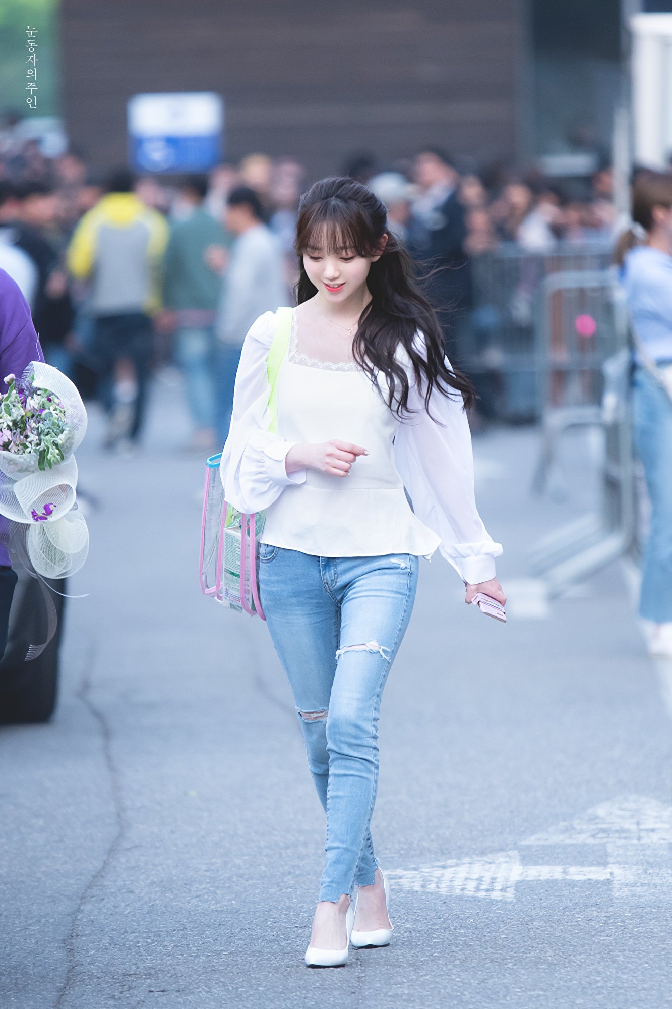 D59d3KQUIAAI3OD.jpg:orig