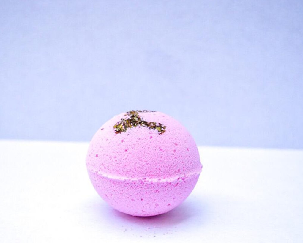 bfreecbd's tweet photo. New Products
Luxurious hand crafted
50mg CBD Infused Bath Bombs for under $10 ?
Yes , because we believe that quality should be delivered at the lowest cost. When you want the best products and the best price and no hype
it's @bfreecbd #bestcbdcompany #Lagos #MemphisCBD https://t.co/HQuPCu8fdD
