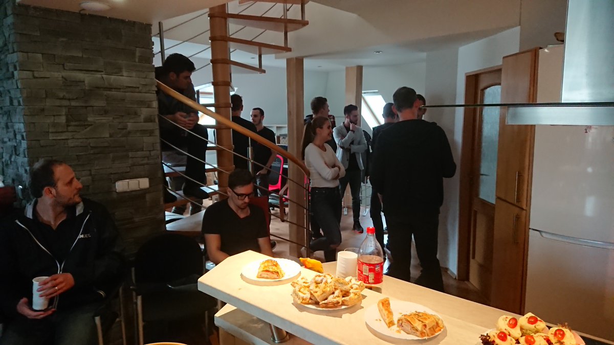 Frontendisti's tweet photo. Ještě několik fotografií z ostravského srazu v @Moravio_cz https://t.co/iJ8IKgv0kA