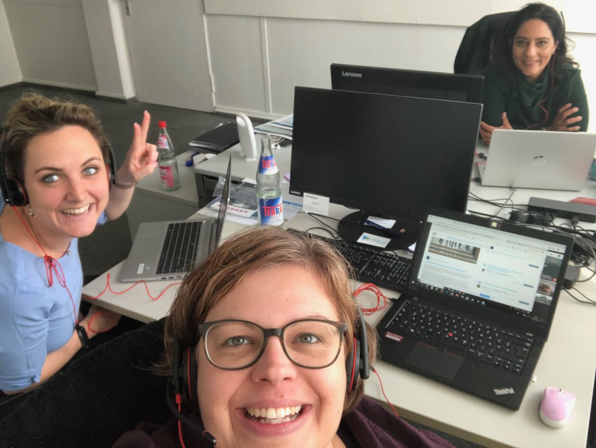 Frau_Lo's tweet photo. HR-#Teamwork bei #SegulaTechnologies in Rüsselsheim mit meinen tollen Kolleginnen Annika Wiesemann und Nadine Schneider. Yay!! In meinem Team gibt's übrigens noch eine Vakanz :-) https://t.co/jQGhLynfNI