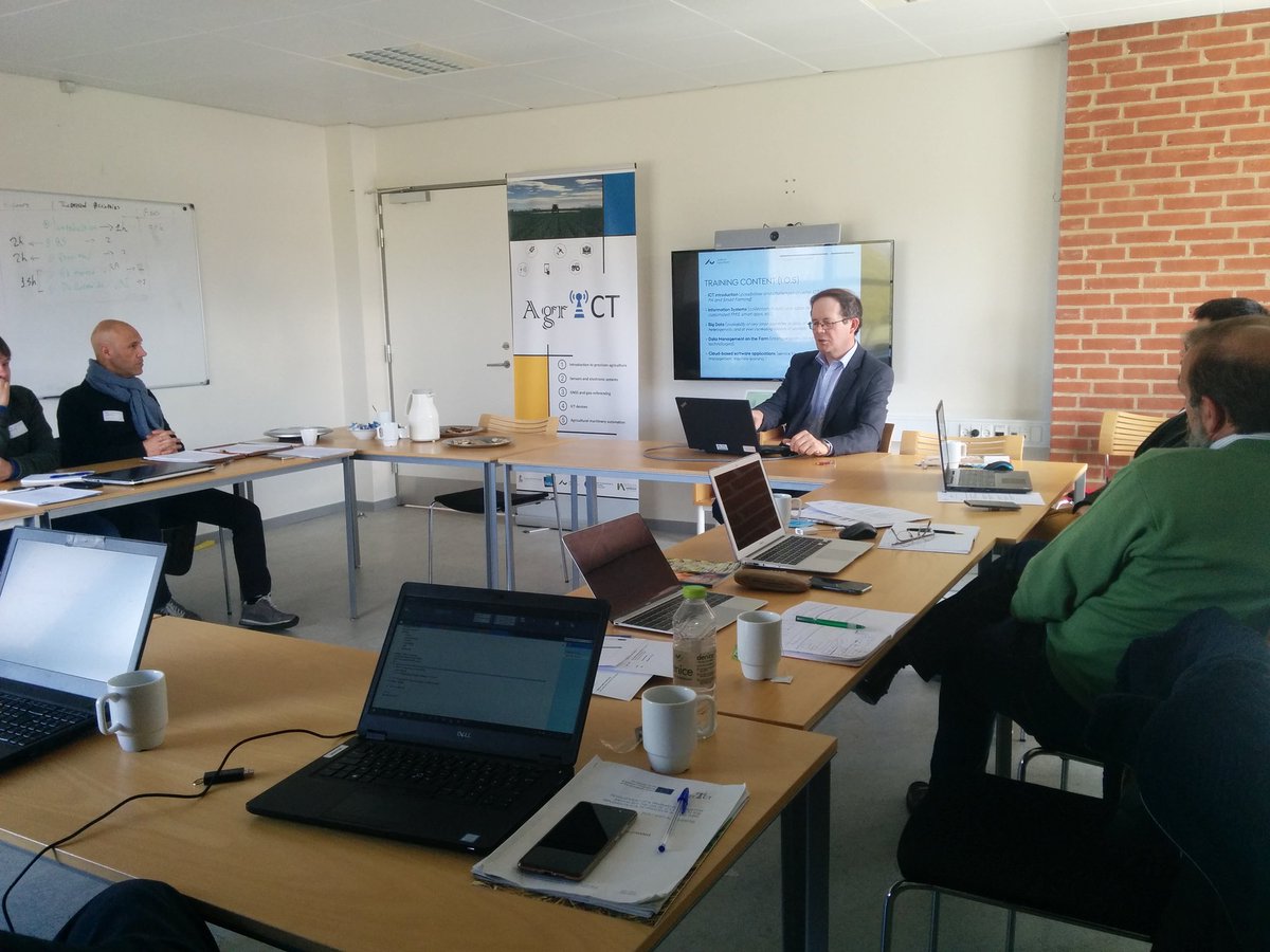 umadeabupc's tweet photo. Second PM of @agr_ict project at @AarhusUni. Working to approach #PrecisionAg to farmers! @EUErasmusPlus @sepiegob https://t.co/jyOZGKgW3P