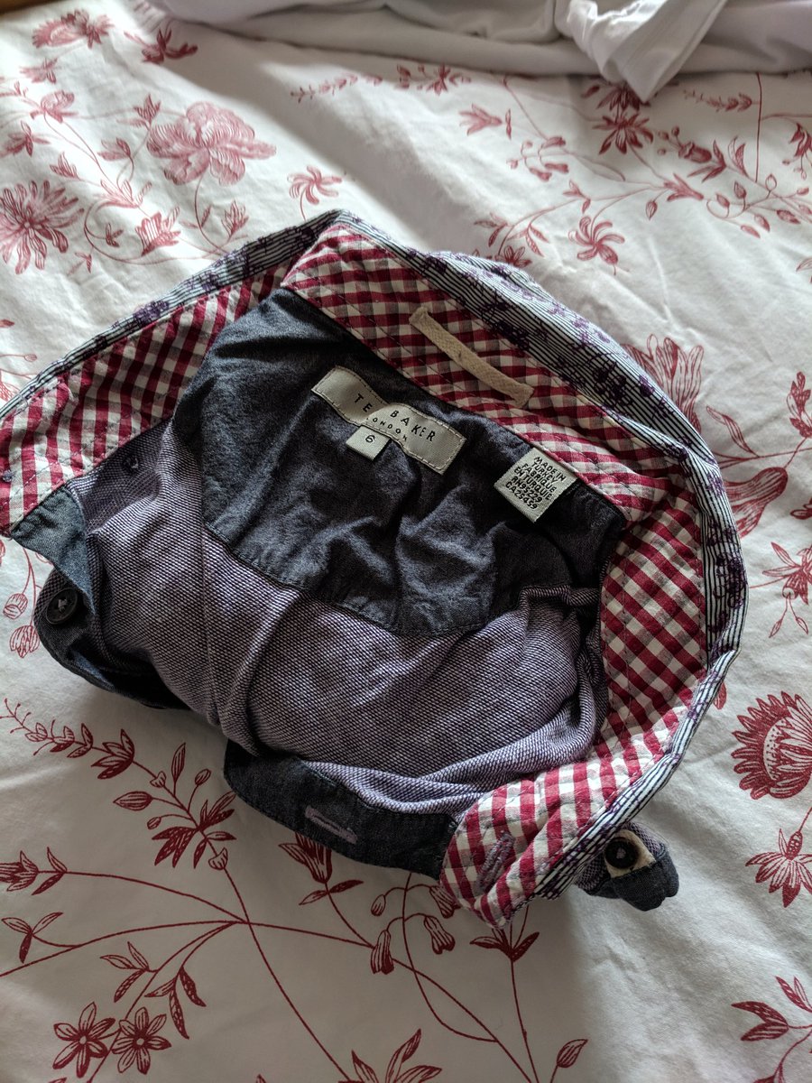 KayH1098's tweet photo. I think my husband has been abducted & replaced by an @MarieKondo devotee.
Wait.
No, there he is.
#marksforeffort #folding #domesticgoddess https://t.co/DNBp3UJDwm