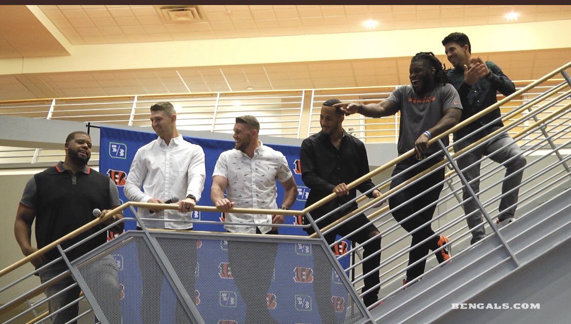 cordyglenn77's tweet photo. A few of us vets at the #Bengals Draft Party with @FifthThird @Bengals 
On the Clock with Fifth Third Bank - Player Q&amp;A 🎥: https://t.co/v6xT55HKDa #cg77 #cordyglenn77 https://t.co/GsvOKUFdkF
