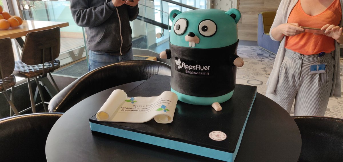 Eladleev's tweet photo. Amazing finish to our #Go course at @AppsFlyerDev ! 🎂
@tebeka https://t.co/i0tCpsv4aT