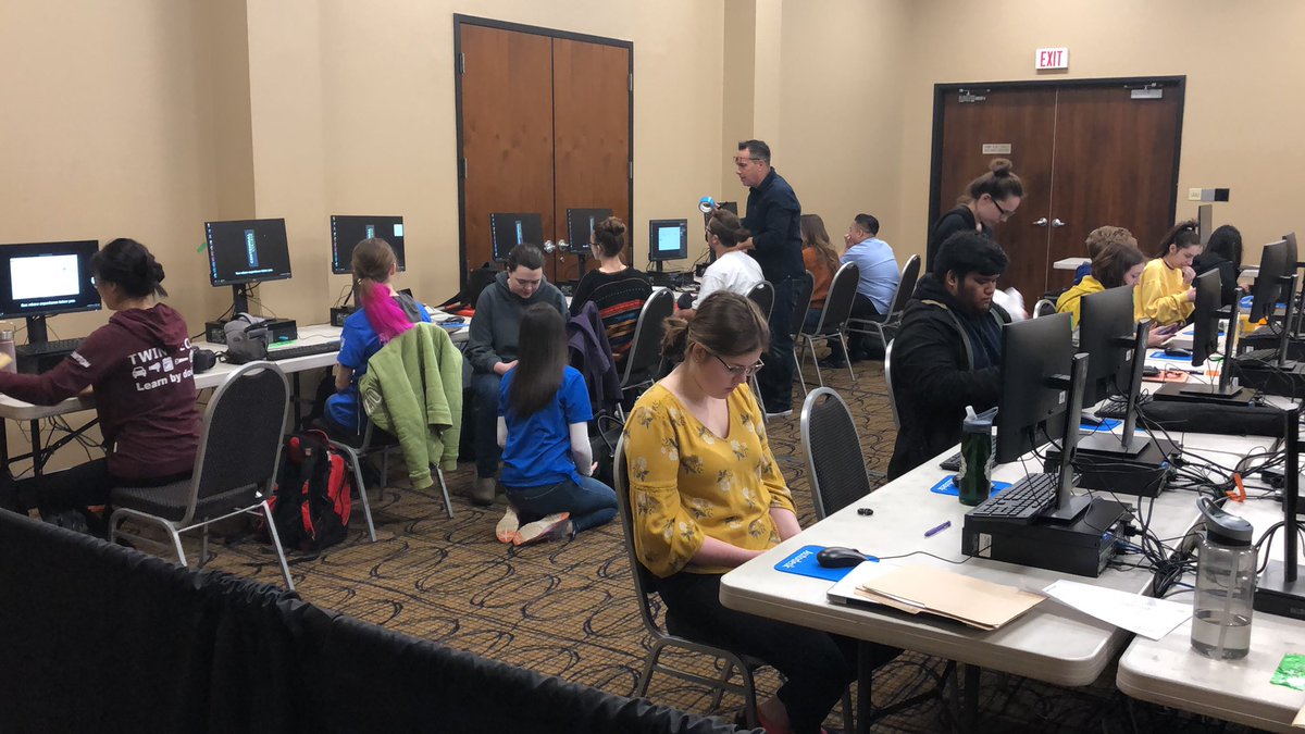 TempestCDN's tweet photo. #tldsb #SkillsON2019 Photography begins! https://t.co/ycXMvfqpco