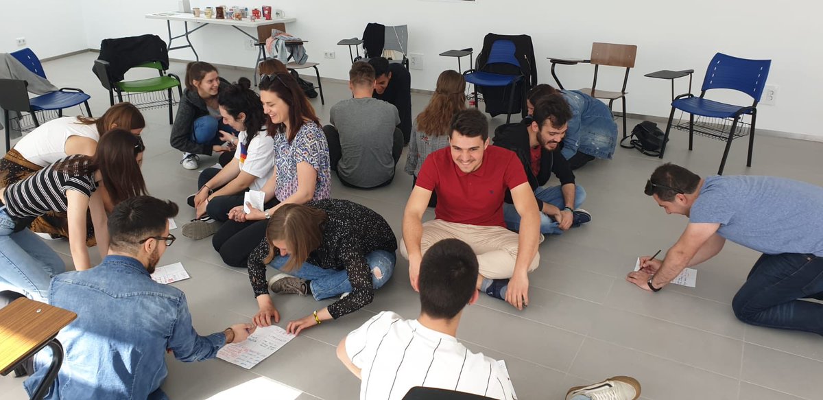 youthartorgtr's tweet photo. İspanya’da gerçekleştirilen #ThinkingUp eğitim projemizin ilk günü, atölye çalışmaları ile devam ediyor! #ErasmusPlus 🇪🇸🇪🇺 https://t.co/QQ3SQXFbfx