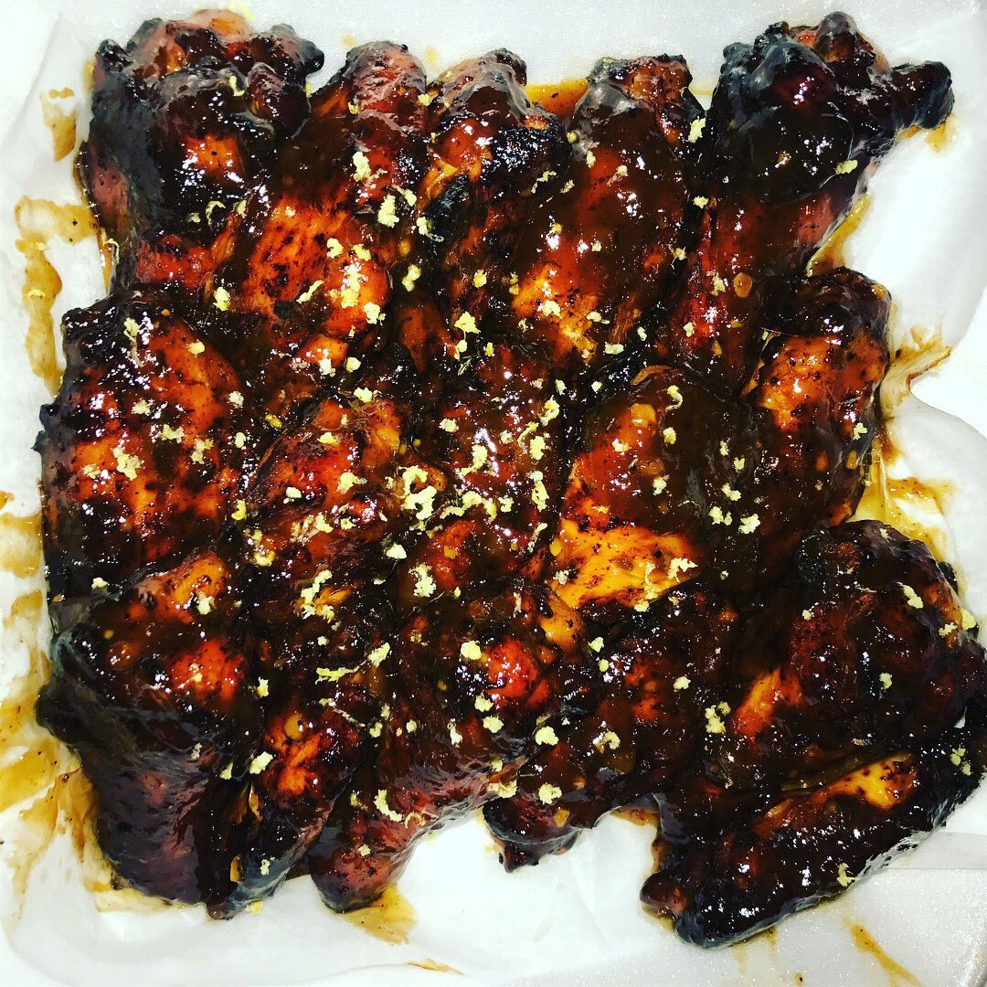 WeAreCRAZYBRAZY's tweet photo. Starting tomorrow and every Wednesday from here on out will be Wing Wednesday brought to you by CrazyBrazy Kitchen https://t.co/bnNmkpuExr
