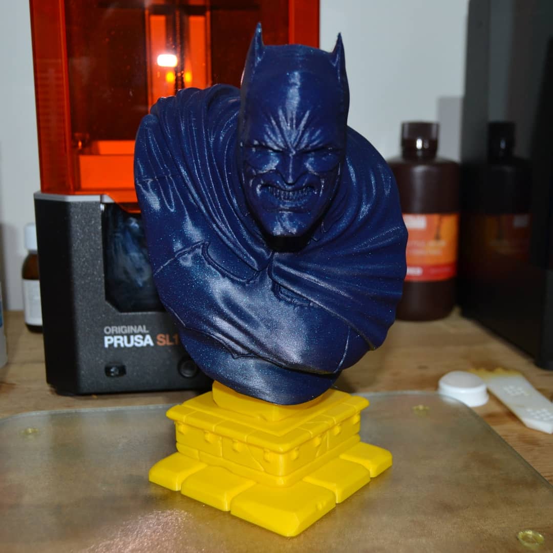 de3dprintman's tweet photo. The Dark Knight by the incredible @eastman3d (@MyMiniFactory object:90339) printed in traffic yellow and vertigo starlight #Extrafill PLA by @Fillamentum. Made in 0,15 mm layers on the cloned #Prusai3MK3S #BearEdition by @3DPrintronics.
#3dprinting https://t.co/TaqroMpeLA