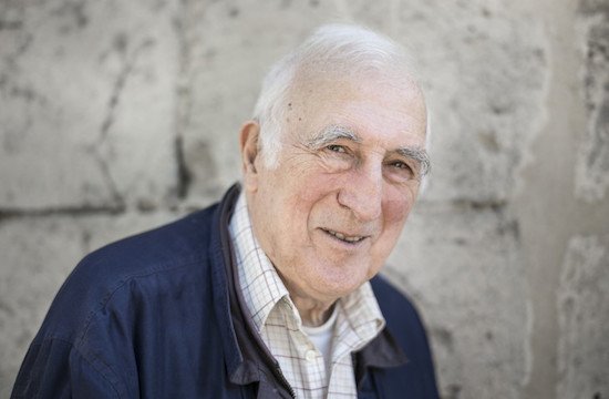 Jean Vanier, founder of L'Arche, has died at age 90. He spent his life giving hope to people: "The message of the Gospel," he said, "is to become men and women of compassion. If you become a man or a woman of compassion, you will be like Jesus." ow.ly/vqG530oF3X8