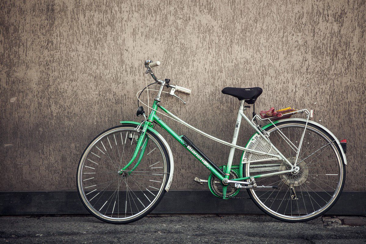 StokeyShul's tweet photo. Recently our community, as part of @NH_Welcome helped welcome a Syrian refugee family to the area. Those looking after their relocation are seeking 3 bikes for the family, suitable for 13, 17 and 19 year olds respectively. Please message us if you are able to help. Thank you. https://t.co/xpqYj3pwFP
