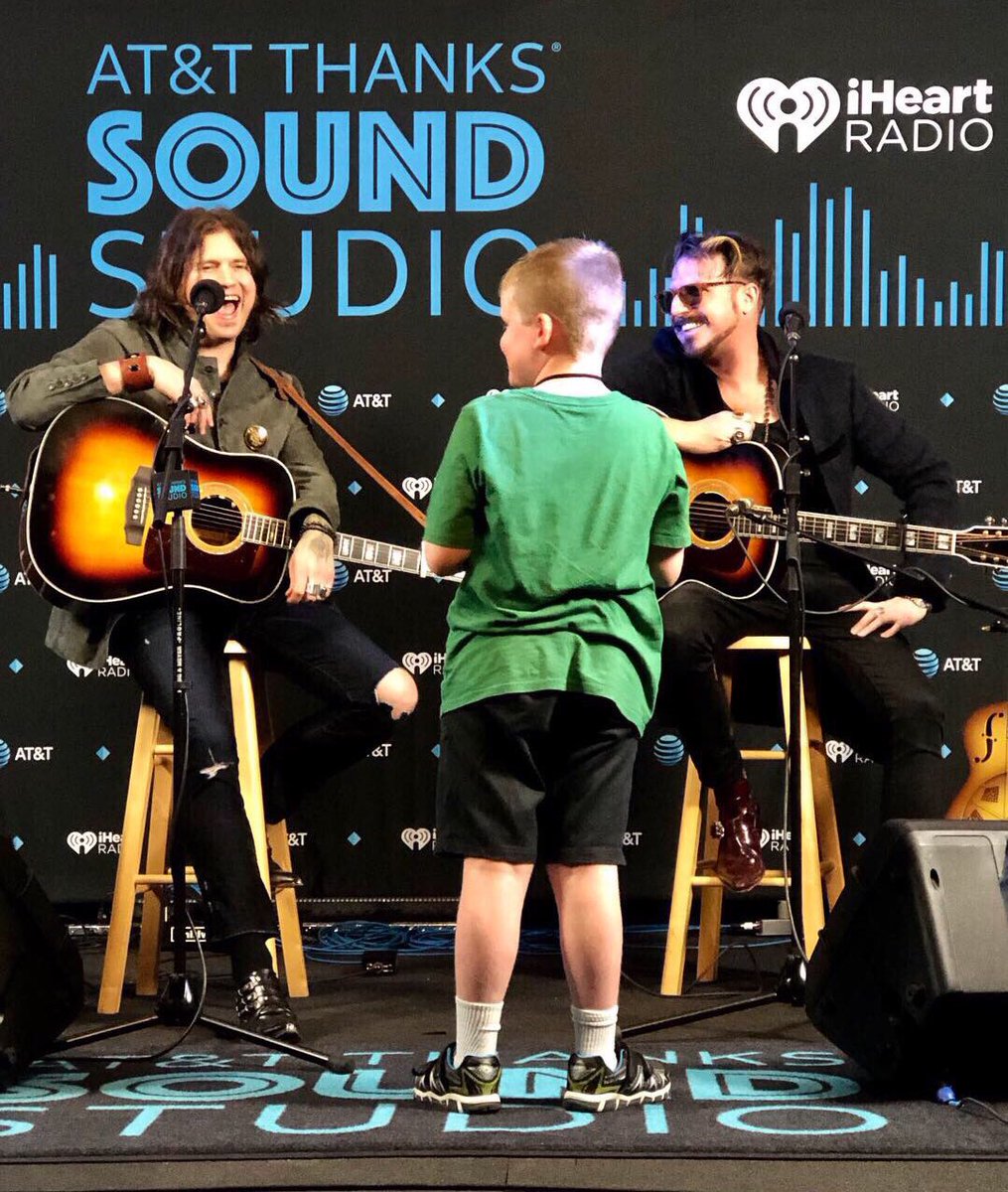 nutgoat's tweet image. @Scott_Holiday @jaybuchanan_ Tristan will finally get to see a real @rivalsons show when you're back in the DFW area 10/3!! Can't wait to tell him on his birthday!!