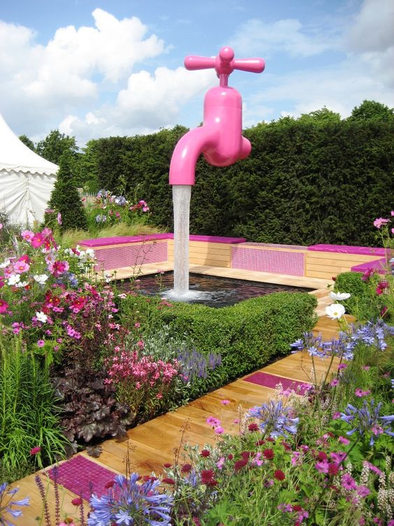 Hampton Court Flower Show 4th July 2019
Return Flights
2 nights in The Grange City Tower Bridge Hotel

From €558 per person

Call 01) 878 3500
