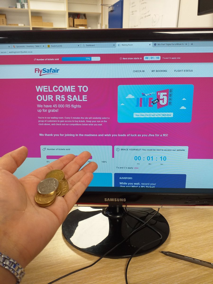 AquilinaPR's tweet image. It’s the @FlySafair 5 Rand sale..R5 is all I have #5rand #takemymoney #flysafair waitingroom.flysafair.co.za