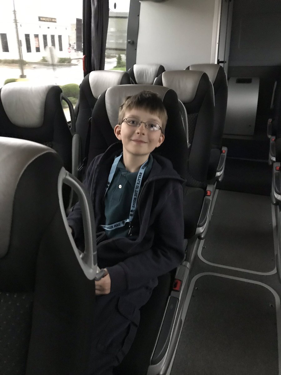 cdroba14's tweet image. These #oakridgemustangs are on their way to #tech2019 to show how they creatively communicate their learning in math!