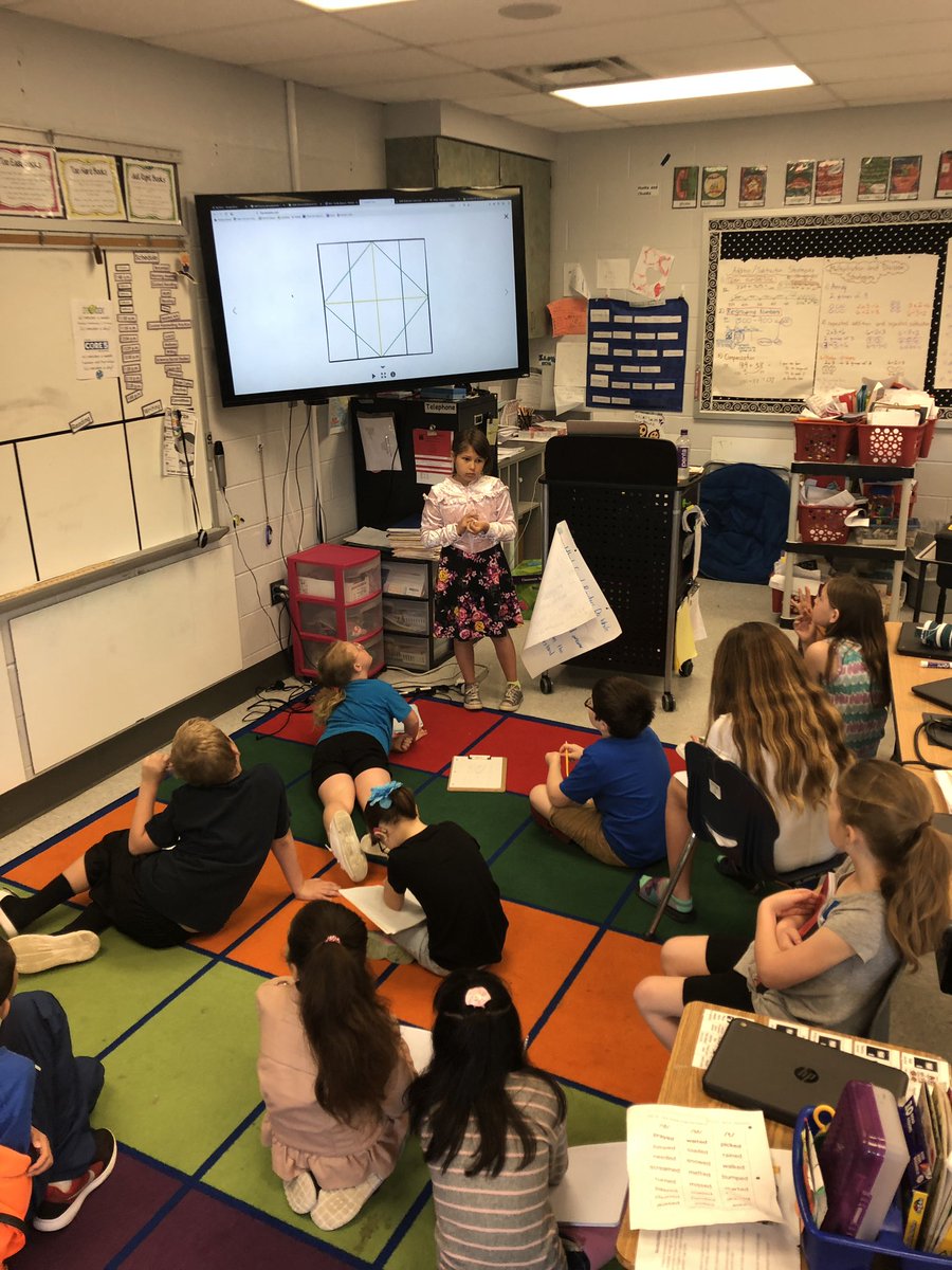 Look who is leading this math discussion @Clearcreeknews              A KID!!   <a href="/shelbycountysch/">Shelby Co Schools Ky</a> @Clearcreeknews 
#studentagency