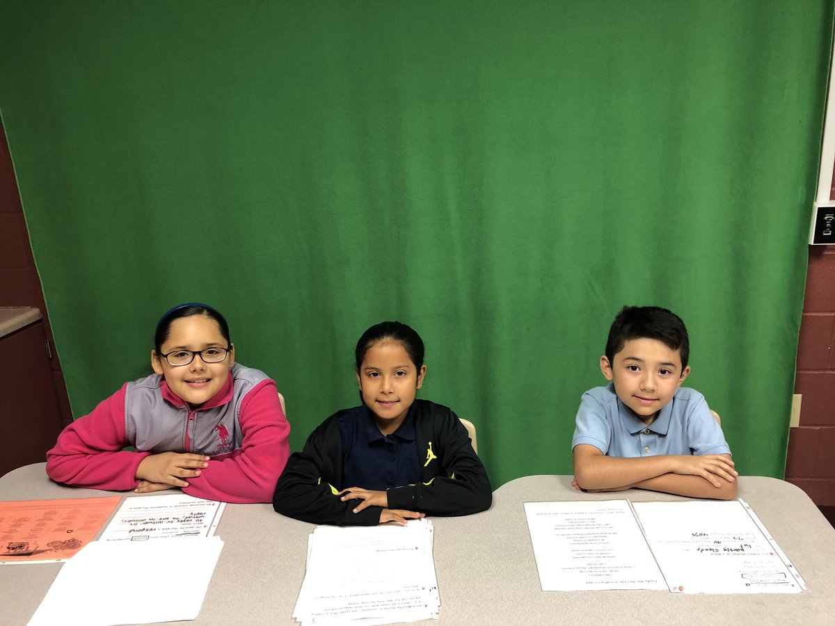 NjohnsonPierce's tweet photo. This weeks’s morning announcement anchors are: Samantha Palomo, Janelle Ramirez and Sebastian Cueva 🎤🎥 #APierceStrong https://t.co/dgbIczCyKs